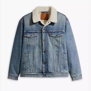 LEVIS Sherpa Trucker Jacket